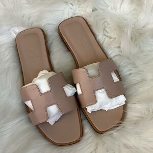 Hermes Oran  Nude  Sandals